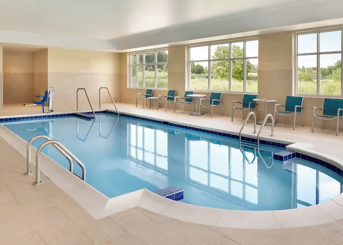 Towneplace Suites By Marriott Milwaukee Grafton