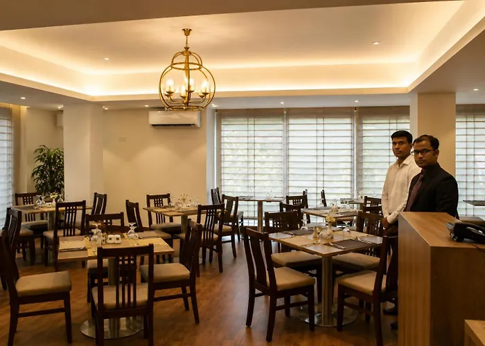 Priyo Nibash Stylish Residential Hotel