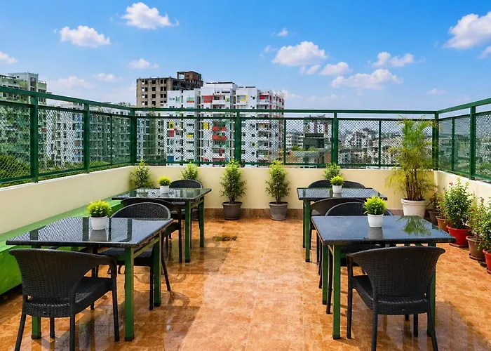 Priyo Nibash Stylish Residential Hotel