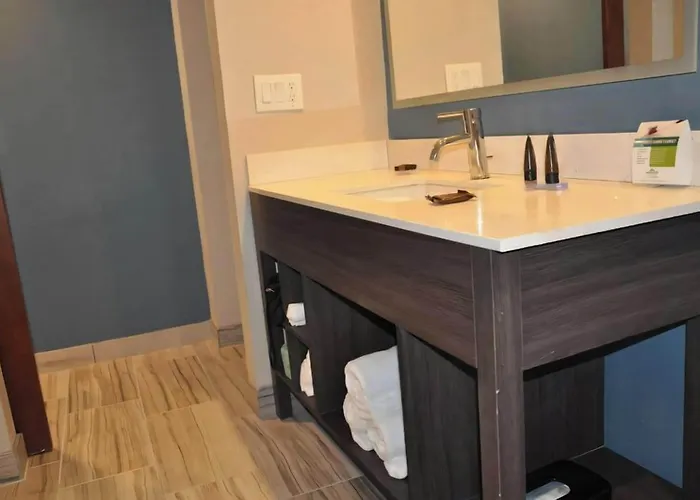 Nobile Hotel Parkway At Celebration Orlando Very Close To Disney Theme Parks
