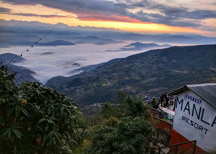 Everest Manla Resort