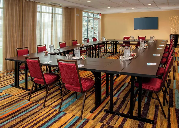 Fairfield Inn & Suites By Marriott Harrisburg International Airport