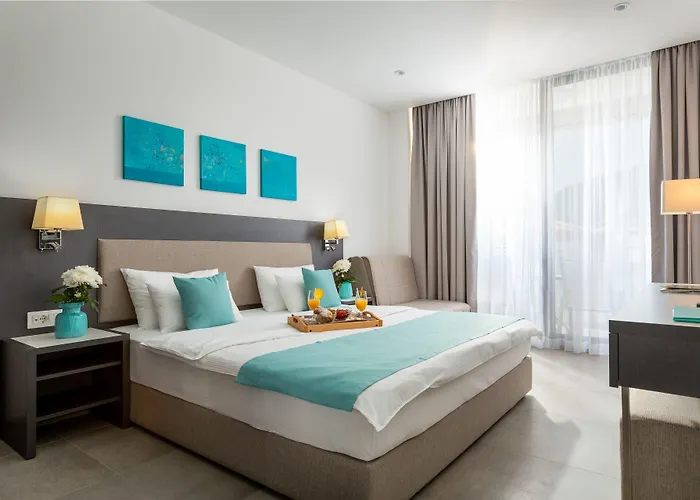 Hotel Eleven
