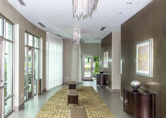 Holiday Inn Lexington - Hamburg By Ihg
