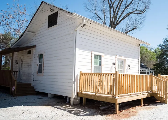 Swamp Rabbit Inn Travelers Rest