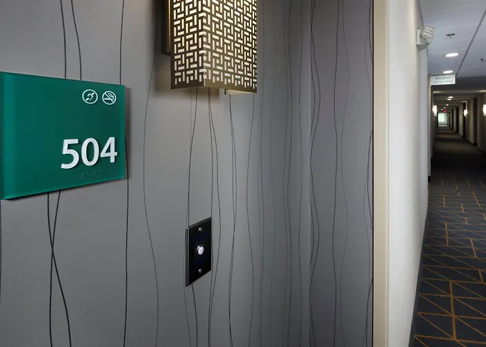 Holiday Inn & Suites Arden - Asheville Airport By Ihg