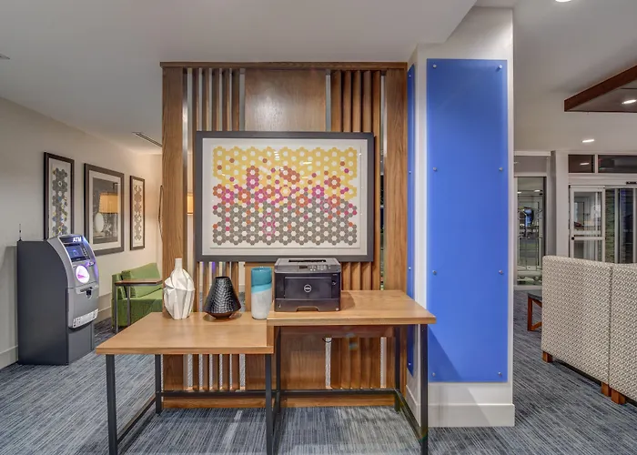 Holiday Inn Express - Fort Walton Beach Central By Ihg