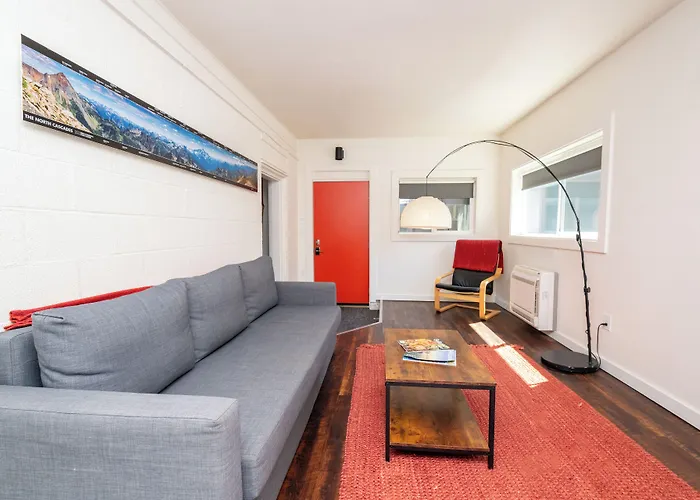Heliotrope Hotel