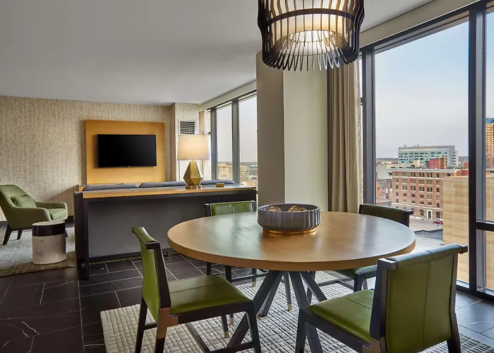 Hilton Des Moines Downtown