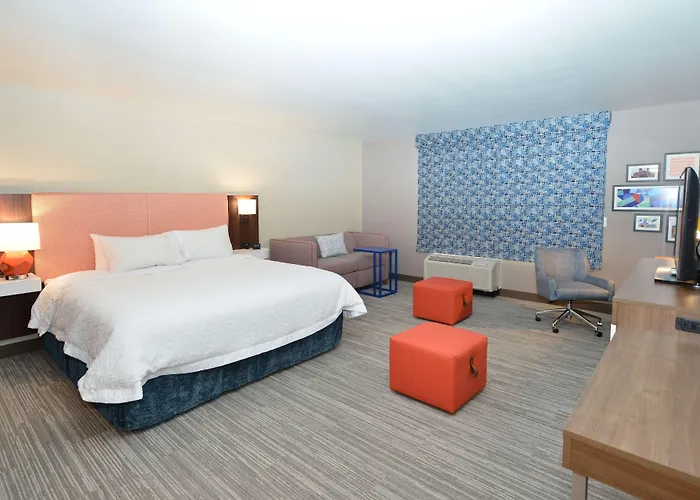 Hampton Inn & Suites Menomonie-Uw Stout
