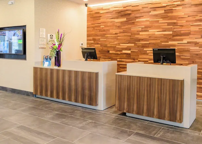 Courtyard By Marriott Lake Jackson