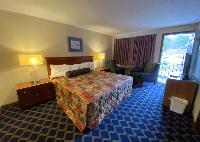 Economy Lodge 682 Main St Sturbridge