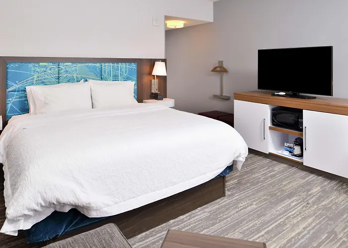 Hampton Inn & Suites Saint Paul Oakdale Woodbury