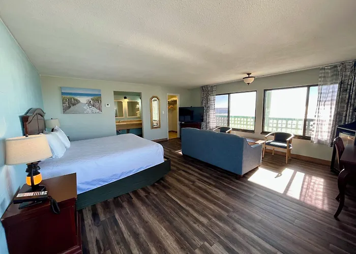 Buccaneer Inn
