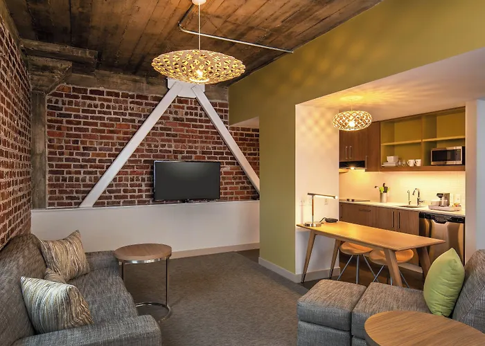 Element By Marriott Moline