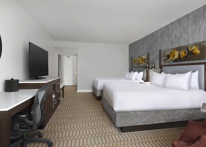 Virginia Crossings Hotel, Tapestry Collection By Hilton