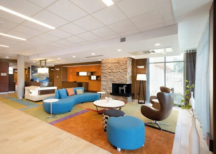 Fairfield Inn & Suites By Marriott Decorah