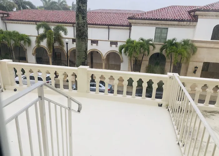 Tropicals Of Palm Beach