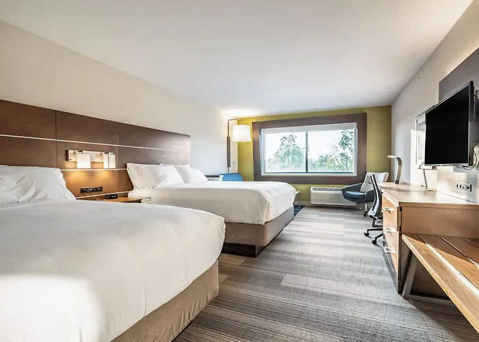 Holiday Inn Express & Suites Platteville By Ihg