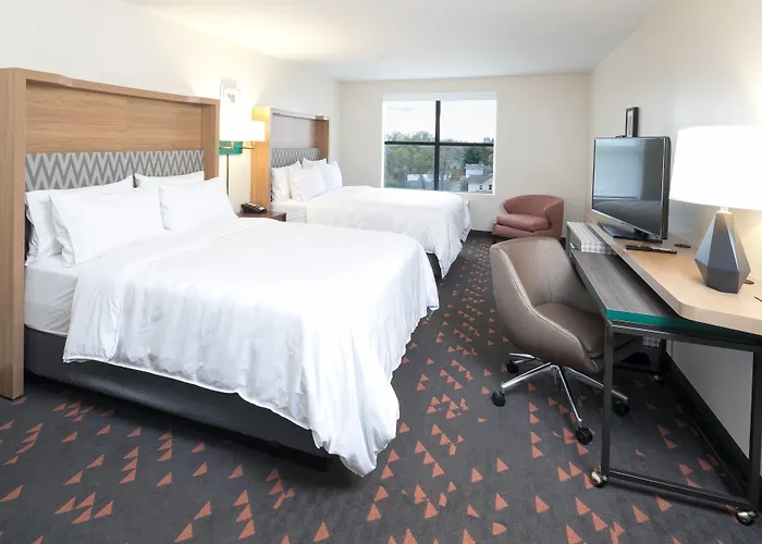 Holiday Inn Hotel & Suites - Mount Pleasant By Ihg