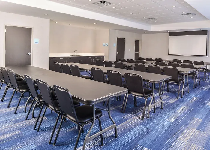 Holiday Inn Express & Suites - Kansas City - Lee'S Summit By Ihg