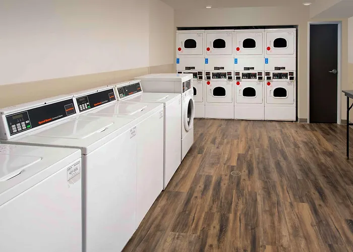 Woodspring Suites Cherry Hill