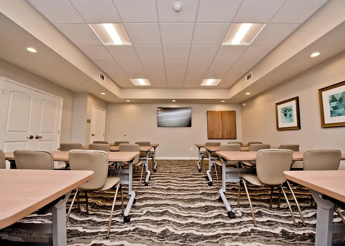 Staybridge Suites Houston - Humble Beltway 8 E By Ihg