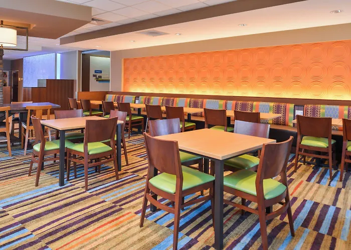 Fairfield Inn & Suites By Marriott St. Joseph