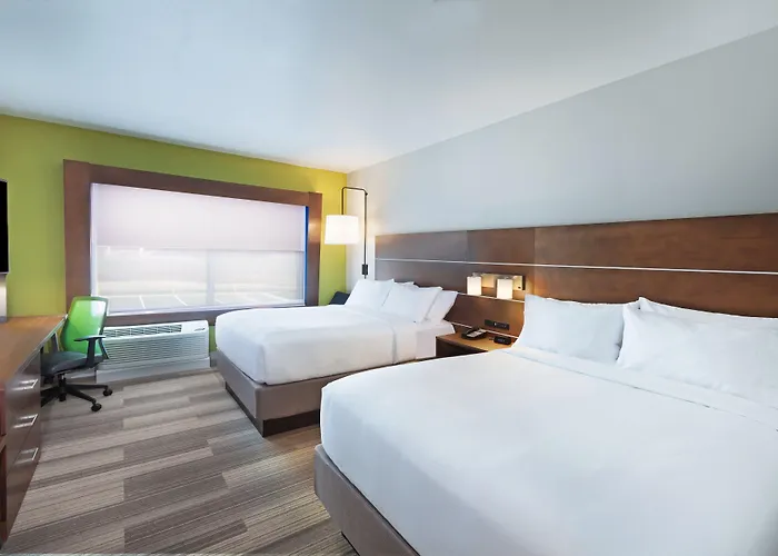 Holiday Inn Express And Suites Chanute By Ihg