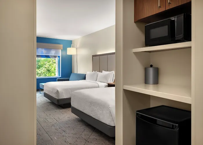 Holiday Inn Express Queensbury-Lake George Area By Ihg
