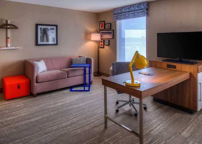 Hampton Inn & Suites Wixom/Novi/Detroit, Mi