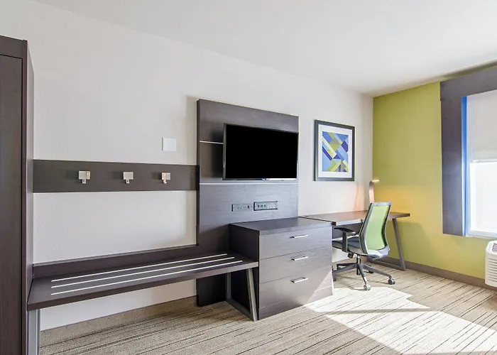Holiday Inn Express & Suites - Atchison By Ihg