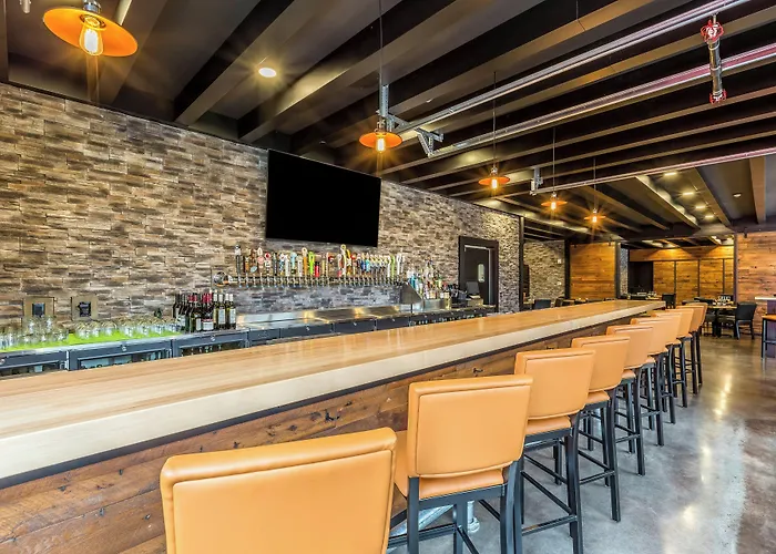 Cobblestone Hotel & Suites - Stevens Point