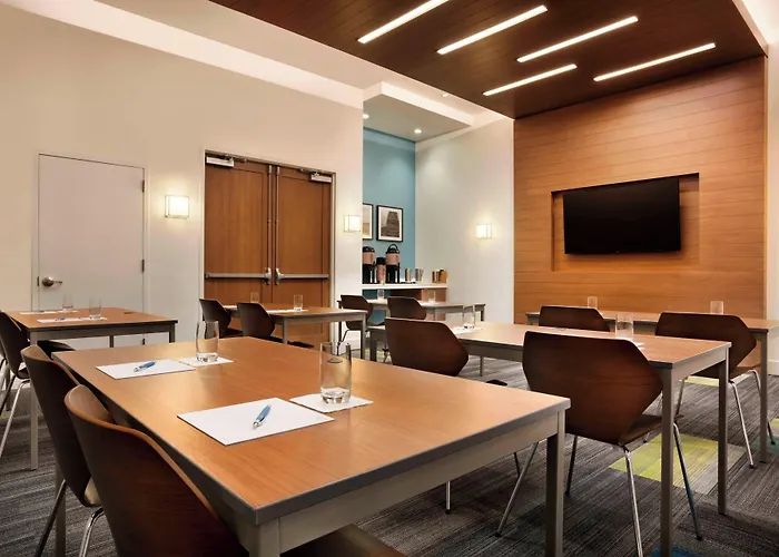 Four Points By Sheraton Miami Airport