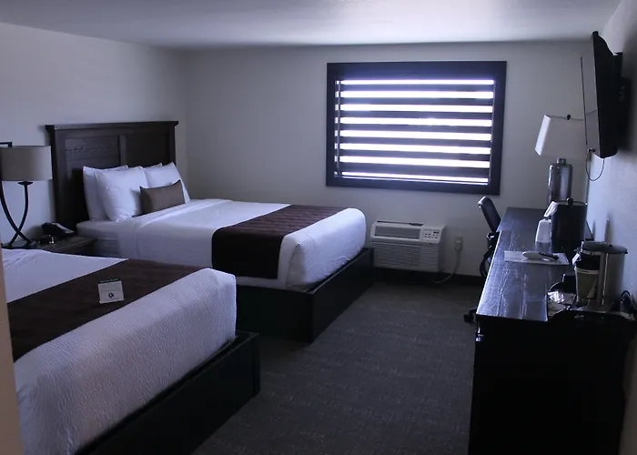 Boarders Inn & Suites By Cobblestone Hotels - Syracuse