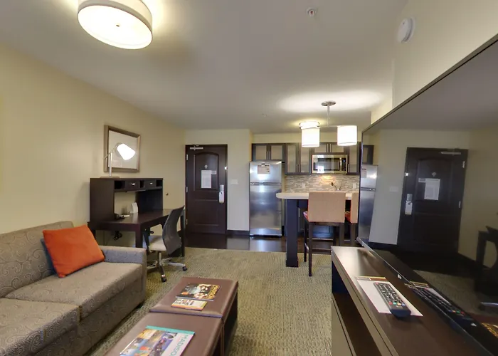 Staybridge Suites - Madison - Fitchburg