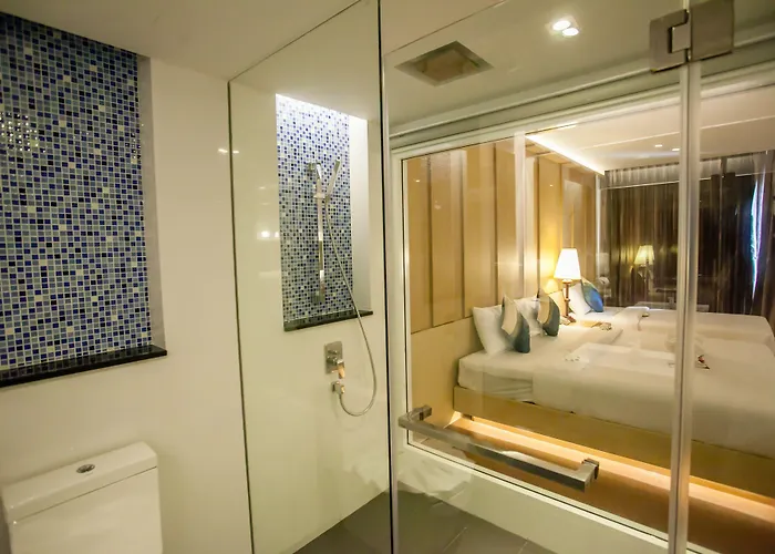Phi Phi Harbour View Hotel-SHA Extra Plus