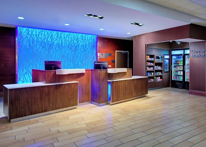 Fairfield Inn & Suites By Marriott Bakersfield North/Airport