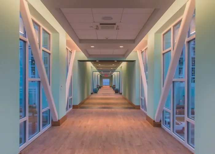 Hampton Inn & Suites Panama City Beach-Beachfront