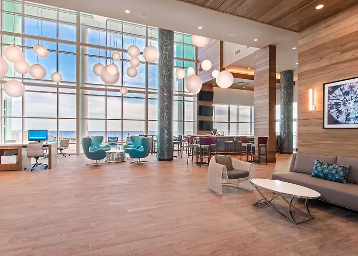 Hampton Inn & Suites Panama City Beach-Beachfront