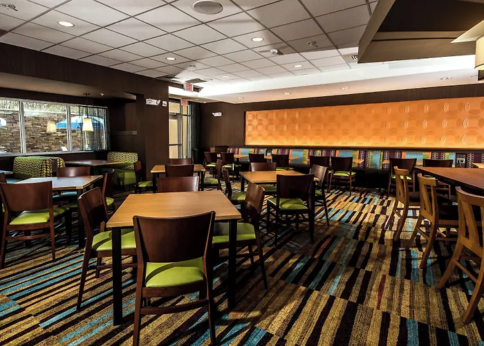 Fairfield Inn & Suites By Marriott Florence I-20