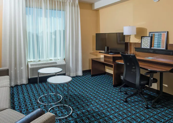 Fairfield Inn & Suites By Marriott Florence I-20