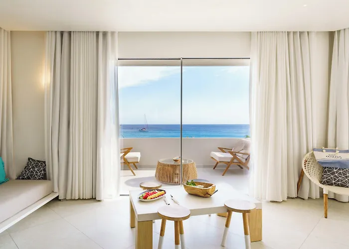 Mykonos Dove Beachfront Hotel