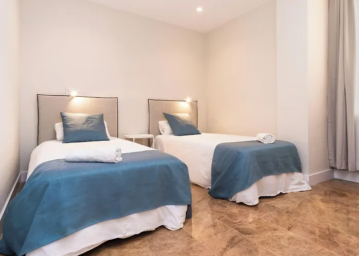Vtz The Orus Factory Hotel - Parking Muy Economico