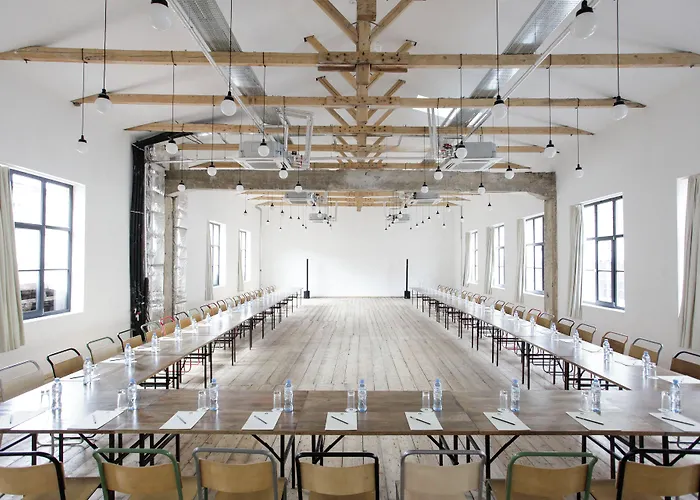 Fabrika Hostel&Suites