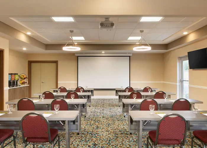 Hilton Garden Inn Statesville