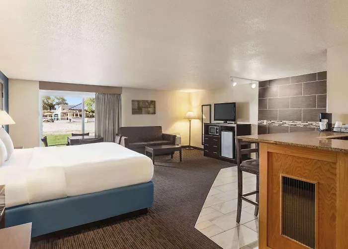 Americinn By Wyndham La Crosse Riverfront Conference Center