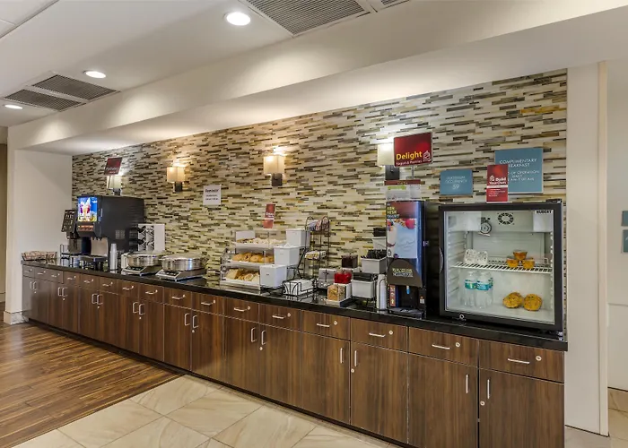 Best Western Plus Hudson Hotel & Suites