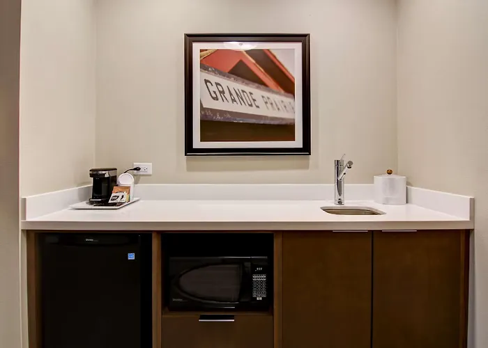 Hampton Inn & Suites By Hilton Grande Prairie