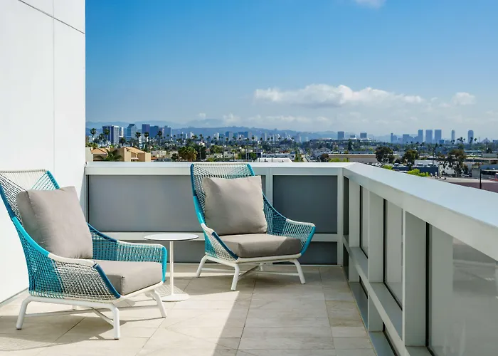 Hampton Inn & Suites Santa Monica